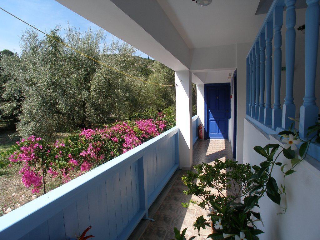 Milos Studios Лурдата Екстер'єр фото